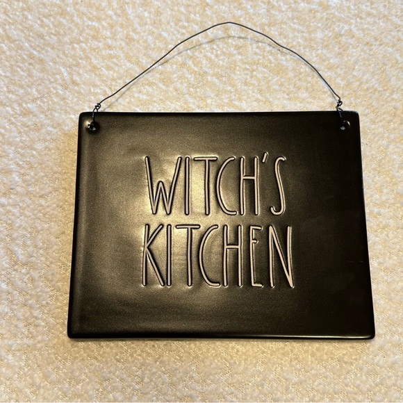 Rae Dunn WITCH’S KITCHEN Ceramic Sign Black Halloween - Picture 1 of 4